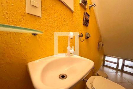 Lavabo de casa para alugar com 2 quartos, 170m² em Jardim Jabaquara, São Paulo