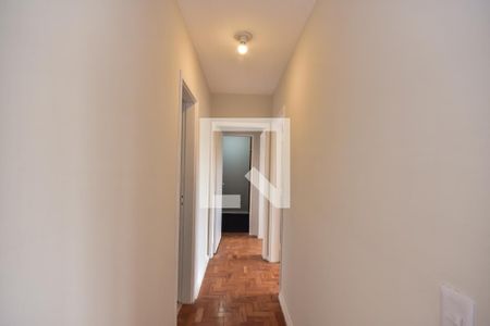 Corredor de apartamento à venda com 2 quartos, 94m² em Real Parque, São Paulo