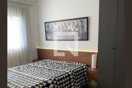 Suíte de apartamento à venda com 2 quartos, 58m² em Azenha, Porto Alegre