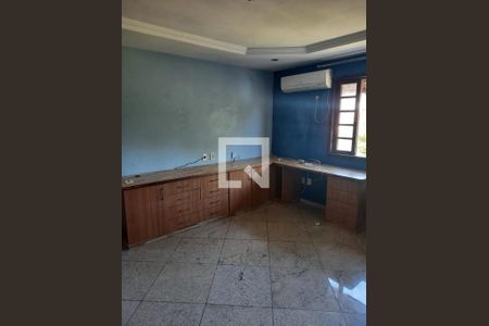 Quarto de casa para alugar com 4 quartos, 1400m² em Camboinhas, Niterói