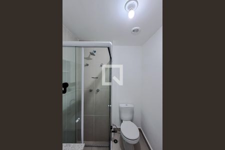 Banheiro de kitnet/studio para alugar com 1 quarto, 27m² em Sacomã, São Paulo