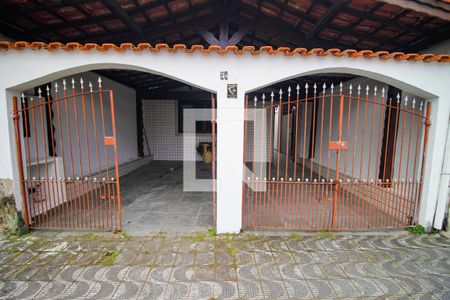 Casa para alugar com 2 quartos, 160m² em Vila Tupi, Praia Grande