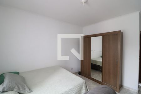 Suíte de casa para alugar com 3 quartos, 247m² em Vila Santa Clara, São Paulo