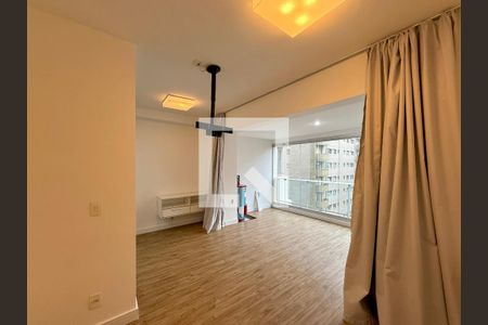 Sala/Quarto de kitnet/studio à venda com 0 quarto, 33m² em Brooklin, São Paulo