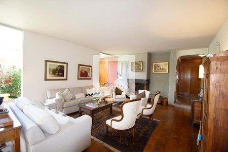 sala de estar de casa à venda com 3 quartos, 546m² em Alto de Pinheiros, São Paulo