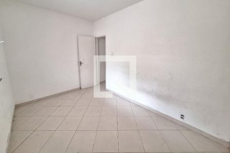 Quarto de casa para alugar com 1 quarto, 176m² em Pilar, Duque de Caxias