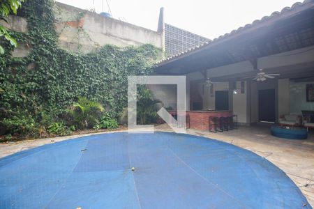 Piscina de casa para alugar com 5 quartos, 490m² em Jardim Guedala, São Paulo