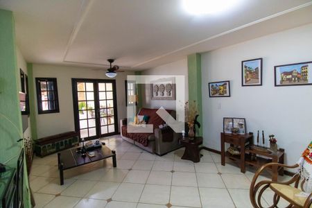 Sala de casa para alugar com 3 quartos, 160m² em Itaipu, Niterói