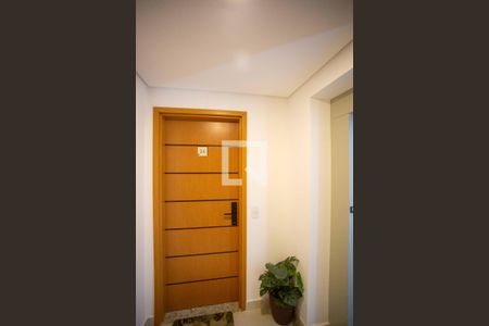 Hall de entrada de apartamento à venda com 3 quartos, 130m² em Jardim Elisa, Diadema
