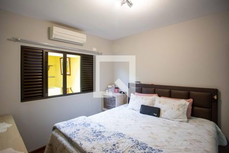 Quarto Suíte de casa para alugar com 4 quartos, 226m² em Taboão, Diadema