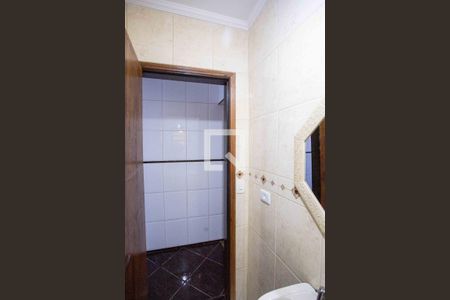 Lavabo de casa para alugar com 4 quartos, 226m² em Taboão, Diadema