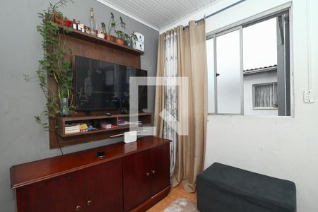 Sala de apartamento para alugar com 2 quartos, 50m² em Rubem Berta, Porto Alegre