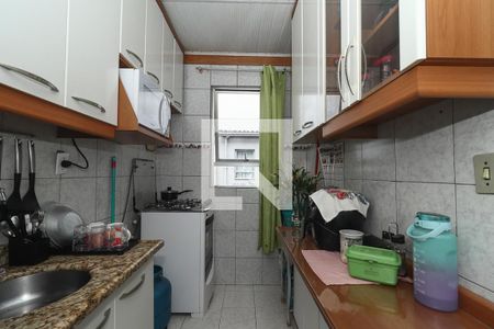 Cozinha de apartamento à venda com 2 quartos, 50m² em Rubem Berta, Porto Alegre