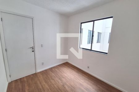 Quarto 2 de apartamento para alugar com 2 quartos, 44m² em Parque Equitativa, Duque de Caxias