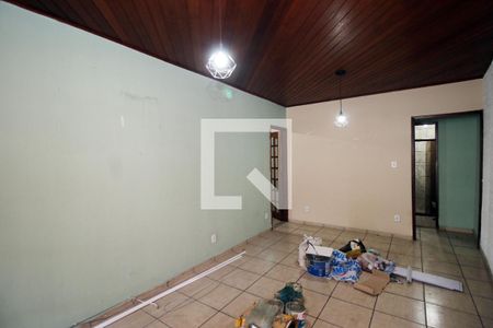 Sala de casa para alugar com 2 quartos, 70m² em Penha, Rio de Janeiro