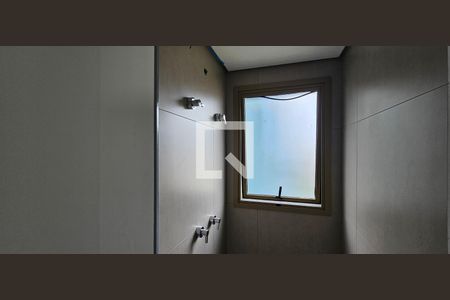 Banheiro Social de kitnet/studio para alugar com 1 quarto, 27m² em Vila Mariana, São Paulo