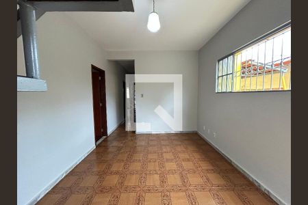 Casa à venda com 6 quartos, 223m² em Alípio de Melo, Belo Horizonte