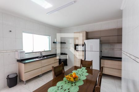 Casa à venda com 3 quartos, 122m² em Utinga, Santo André