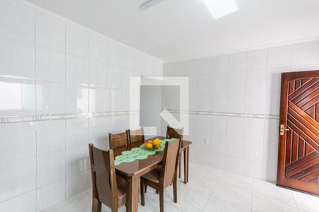 Casa à venda com 3 quartos, 122m² em Utinga, Santo André