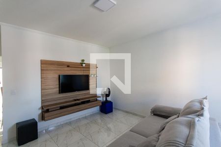 Casa à venda com 3 quartos, 122m² em Utinga, Santo André