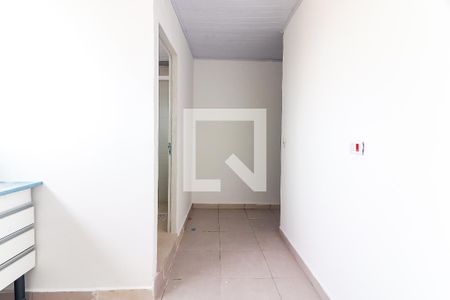 Cozinha e Área de Serviço de apartamento para alugar com 2 quartos, 35m² em Vila Dalva, São Paulo