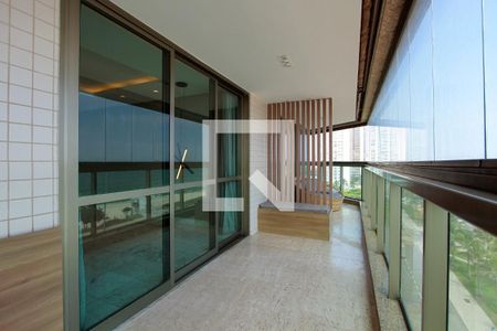Varanda de apartamento à venda com 4 quartos, 260m² em Barra da Tijuca, Rio de Janeiro