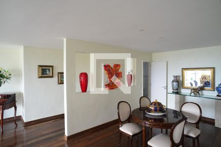 Sala de apartamento à venda com 4 quartos, 210m² em Barra da Tijuca, Rio de Janeiro