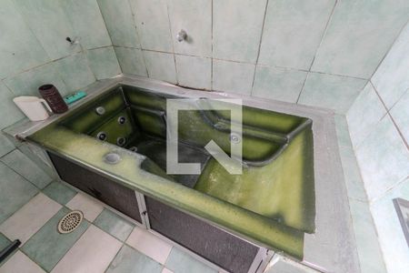 Banheiro de apartamento para alugar com 1 quarto, 74m² em Bela Vista, São Paulo