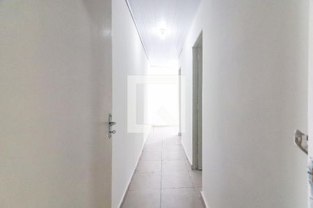 Corredor de kitnet/studio para alugar com 2 quartos, 35m² em Vila Dalva, São Paulo