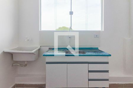 Sala/Cozinha de kitnet/studio para alugar com 2 quartos, 35m² em Vila Dalva, São Paulo