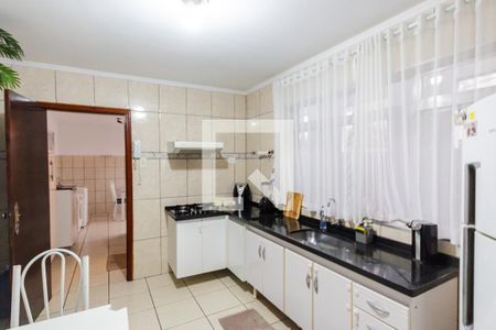 Casa à venda com 2 quartos, 90m² em Jardim Itapoan, Santo André