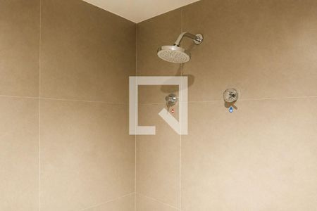 Banheiro de kitnet/studio para alugar com 1 quarto, 21m² em Bela Vista, São Paulo