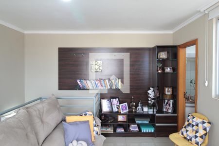 Sala de apartamento à venda com 2 quartos, 93m² em Jardim Guanabara, Belo Horizonte