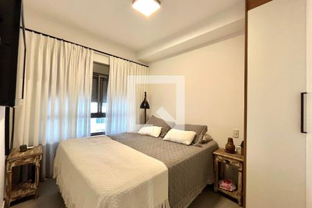 Suite de apartamento à venda com 2 quartos, 75m² em Jardim Prudência, São Paulo