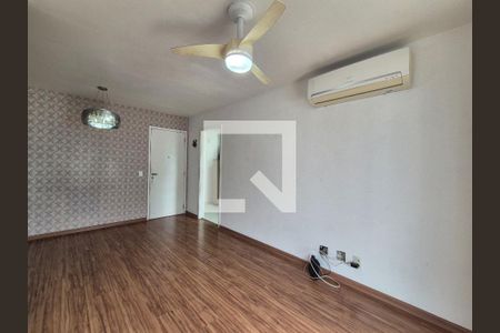 Sala de apartamento para alugar com 2 quartos, 60m² em Recreio dos Bandeirantes, Rio de Janeiro