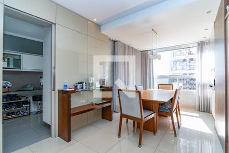 Sala de apartamento à venda com 3 quartos, 96m² em Santo Antônio, Belo Horizonte