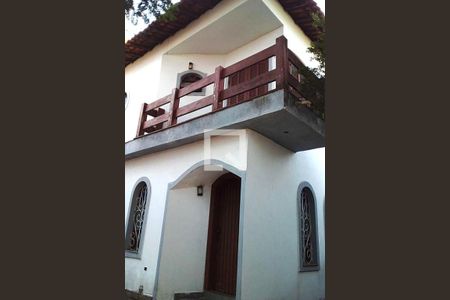 Casa à venda com 4 quartos, 250m² em Jardim Santa Maria, São Paulo