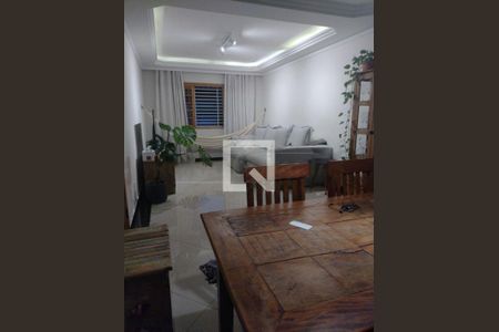 Casa à venda com 3 quartos, 118m² em Cidade Dutra, São Paulo