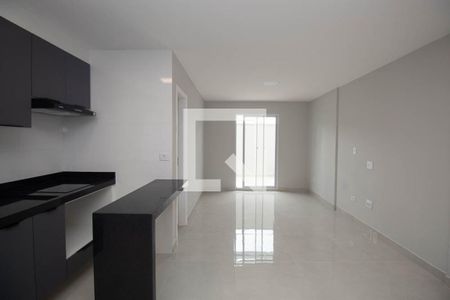 Sala/Cozinha de kitnet/studio para alugar com 1 quarto, 32m² em Vila Santa Terezinha (zona Norte), São Paulo
