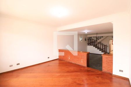 Casa para alugar com 3 quartos, 267m² em Vila Isolina Mazzei, São Paulo
