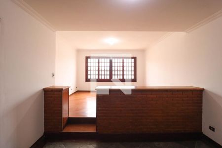Casa para alugar com 3 quartos, 267m² em Vila Isolina Mazzei, São Paulo