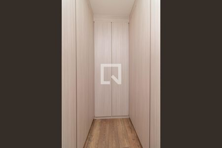 Closet de casa à venda com 2 quartos, 115m² em Vila Feliz, São Paulo