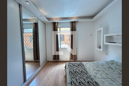 Quarto 01 de apartamento à venda com 2 quartos, 70m² em Encantado, Rio de Janeiro