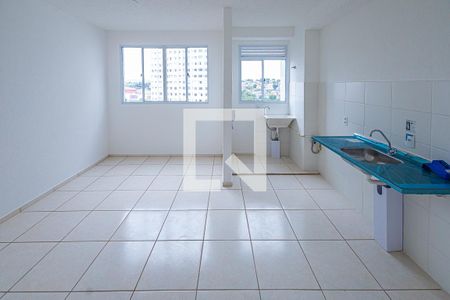cozinha de apartamento para alugar com 2 quartos, 44m² em Mantiqueira, Belo Horizonte