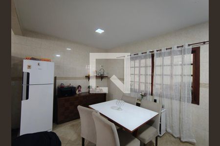 Sala de casa para alugar com 5 quartos, 631m² em Taquara, Rio de Janeiro