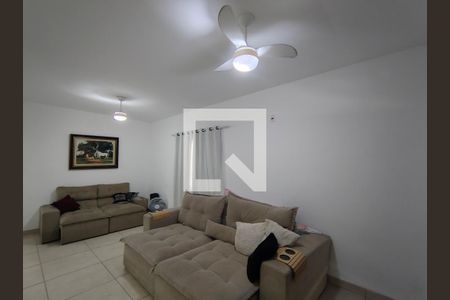 Sala de casa para alugar com 5 quartos, 631m² em Taquara, Rio de Janeiro