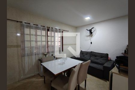 Sala de casa para alugar com 5 quartos, 631m² em Taquara, Rio de Janeiro