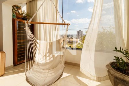 Sala de casa para alugar com 5 quartos, 420m² em Vila Maria Alta, São Paulo