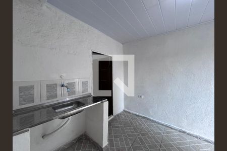 Cozinha e Área de Serviço de casa para alugar com 1 quarto, 23m² em Jardim Ubirajara (zona Sul), São Paulo