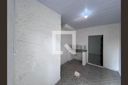 Sala/cozinha de casa para alugar com 1 quarto, 23m² em Jardim Ubirajara (zona Sul), São Paulo